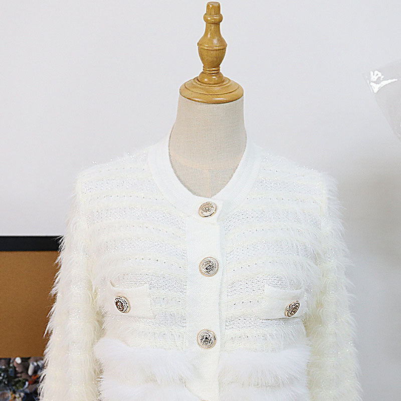 Slim fit round neck long sleeved sweater