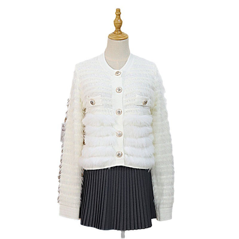 Slim fit round neck long sleeved sweater