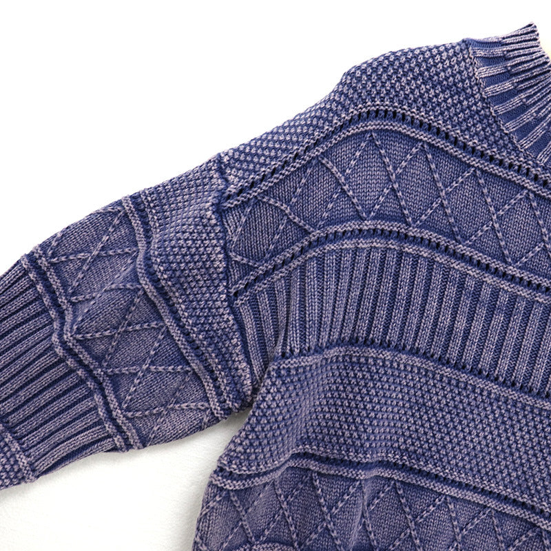 Round neck loose long sleeved sweater top